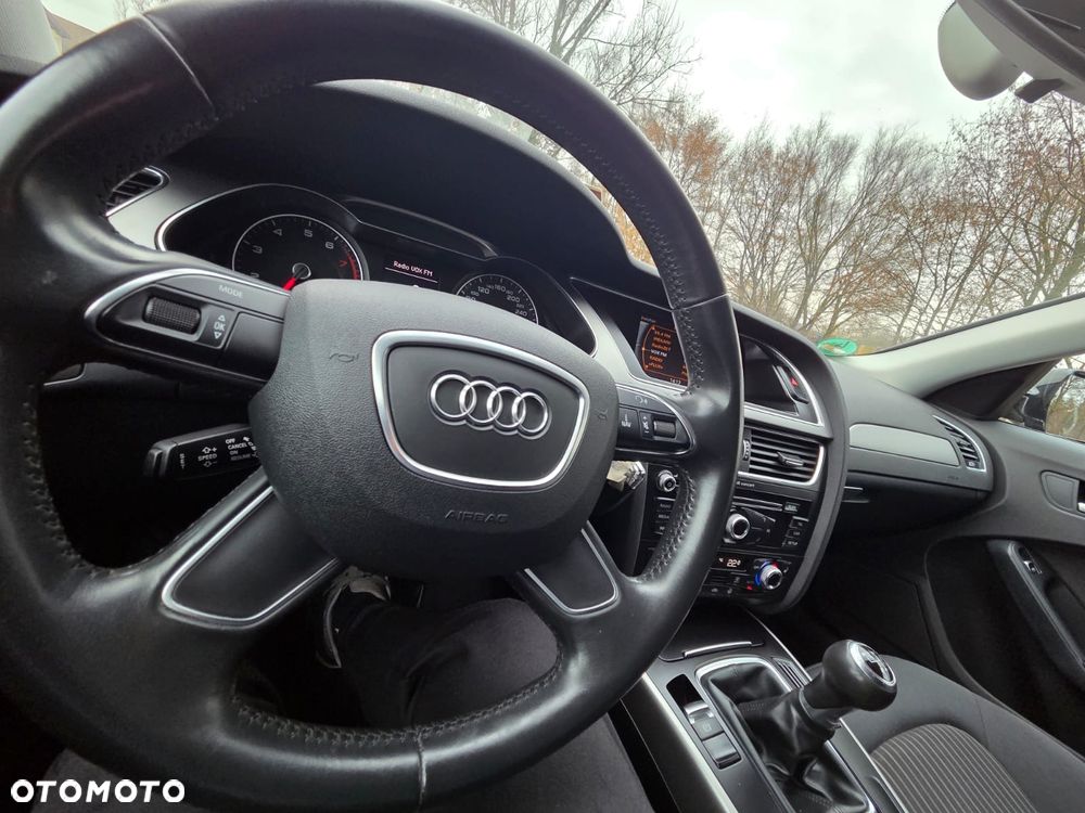 Audi A4 Limousine - 7