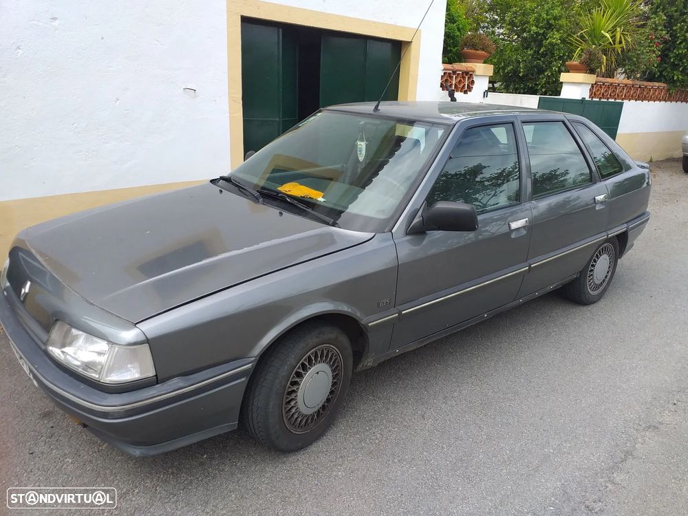 Renault 21 - 1
