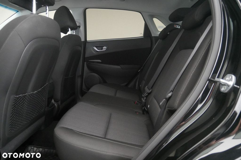 Hyundai Kona - 15