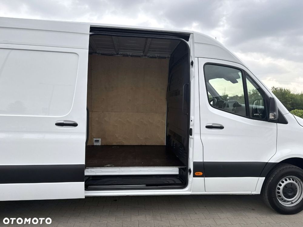 Mercedes-Benz Sprinter - 31