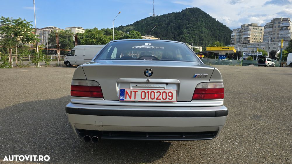 BMW M3 Standard - 18