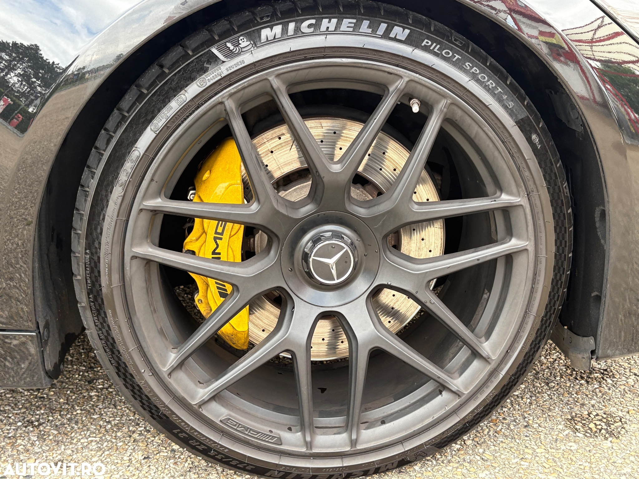 Mercedes-Benz AMG GT-S 63 4MATIC+ - 15