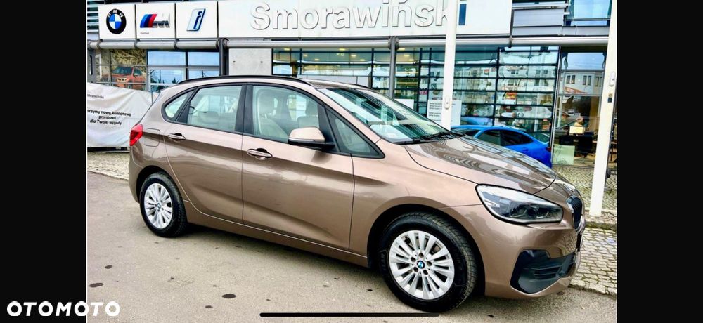 BMW Seria 2 218i - 10