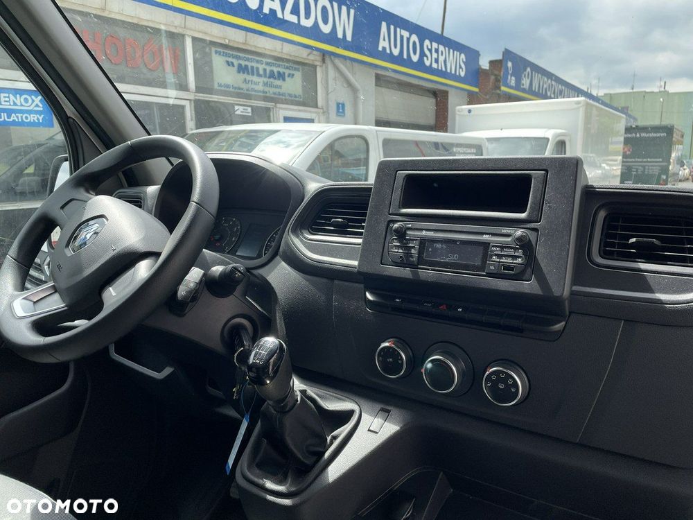 Renault Master - 18