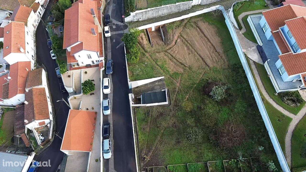 Lote Exclusivo com Investimento Estrutural Realizado: Privacidade Tota - Grande imagem: 2/16