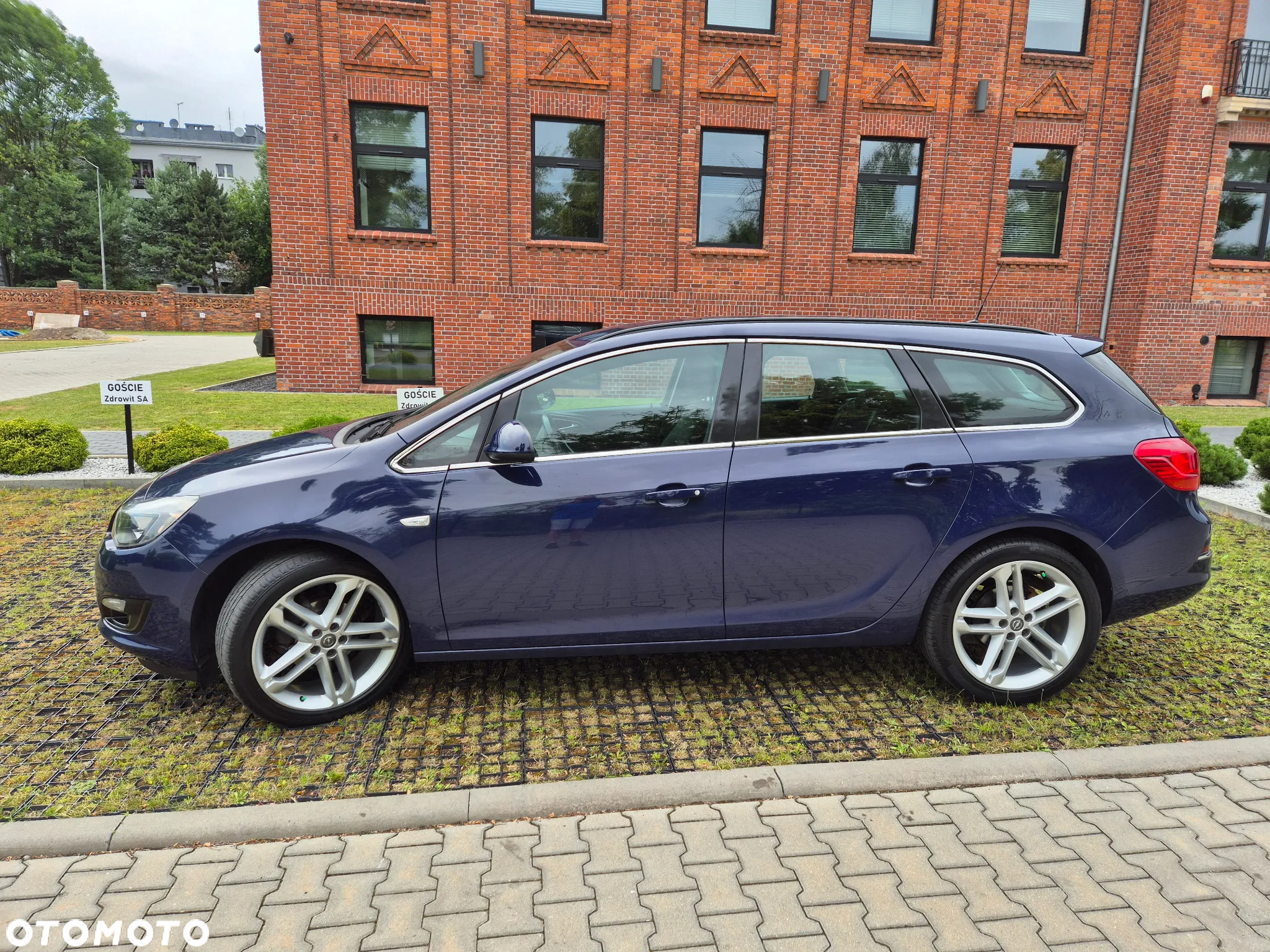 Opel Astra 1.6 Sports Tourer Style - 7