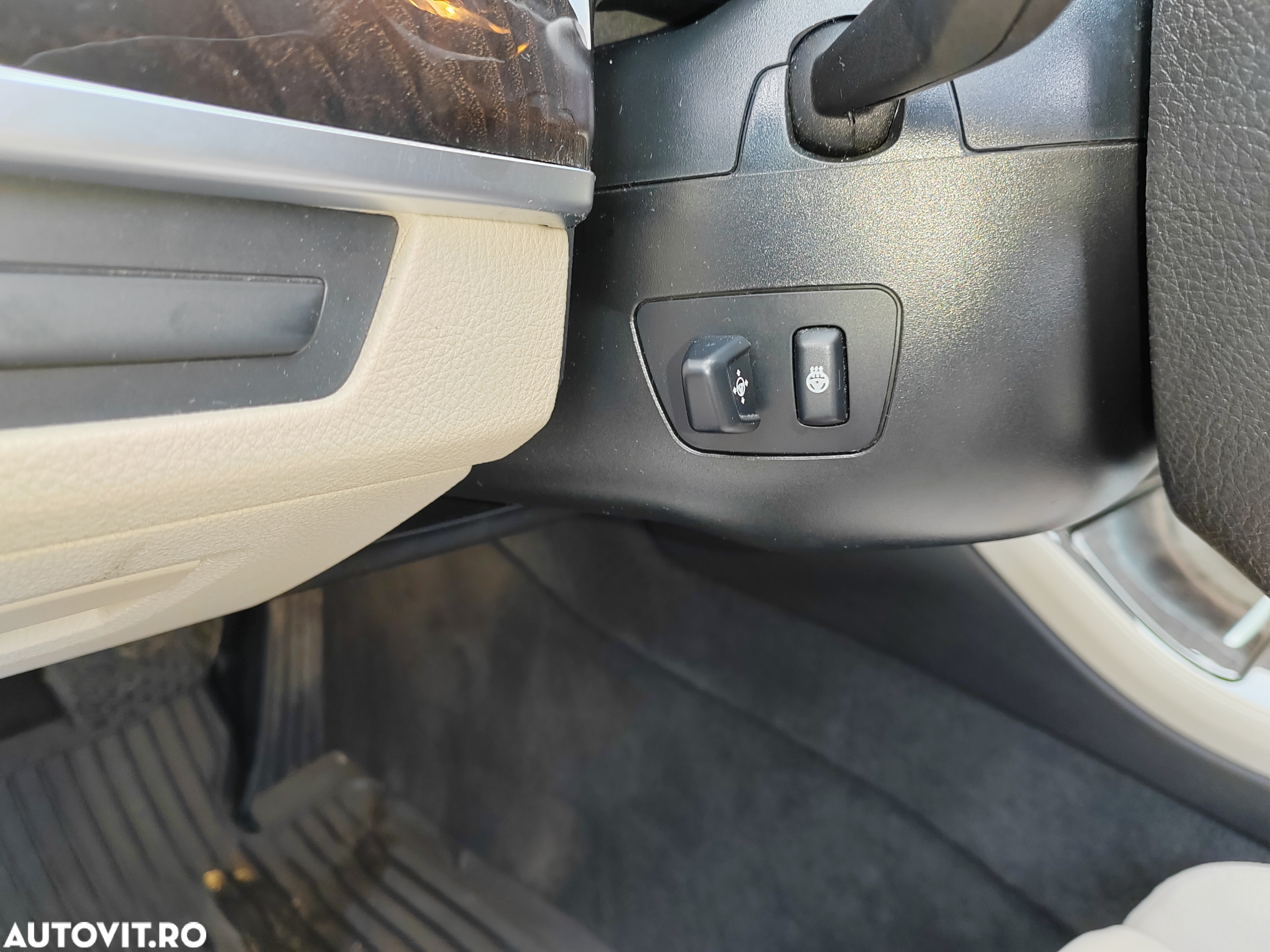BMW Seria 5 525d xDrive AT - 11