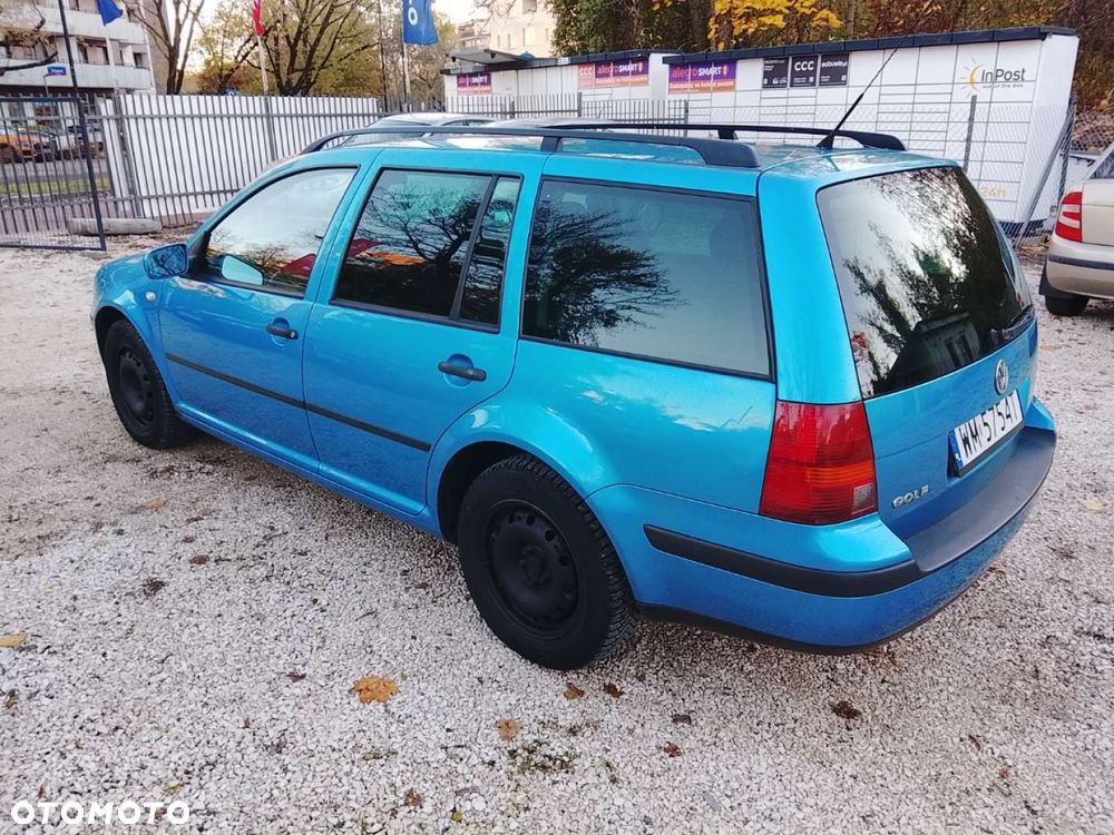 Volkswagen Golf - 3