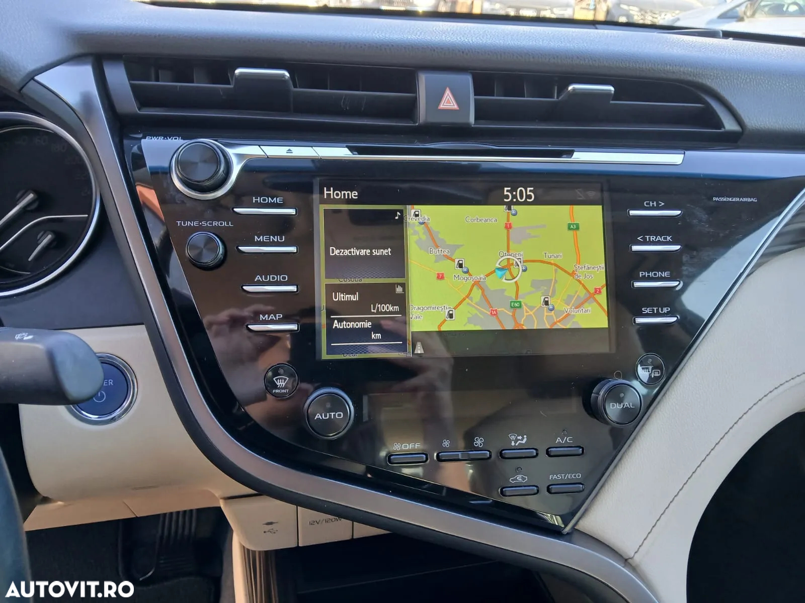Toyota Camry 2.5 Hybrid Dynamic - 5