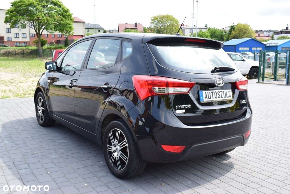 Hyundai ix20 - 10