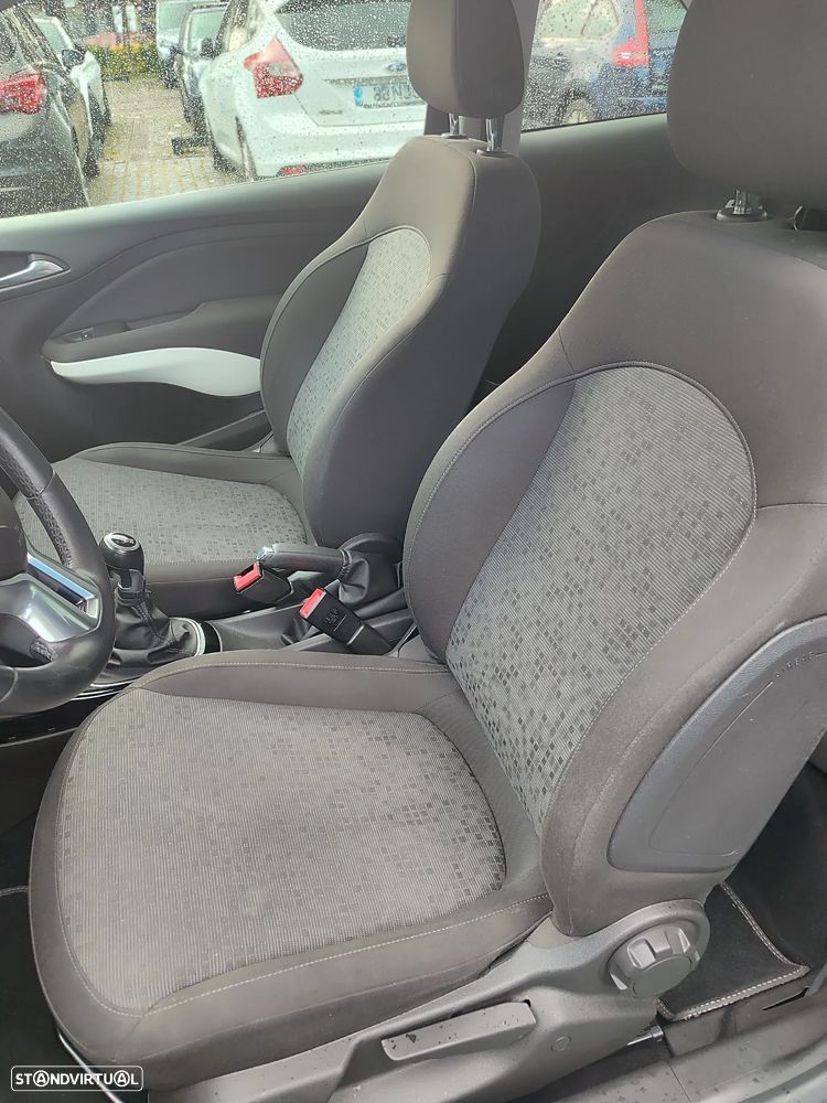 Opel Adam 1.2 Glam - 12