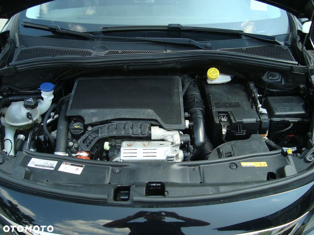 Peugeot 2008 - 14