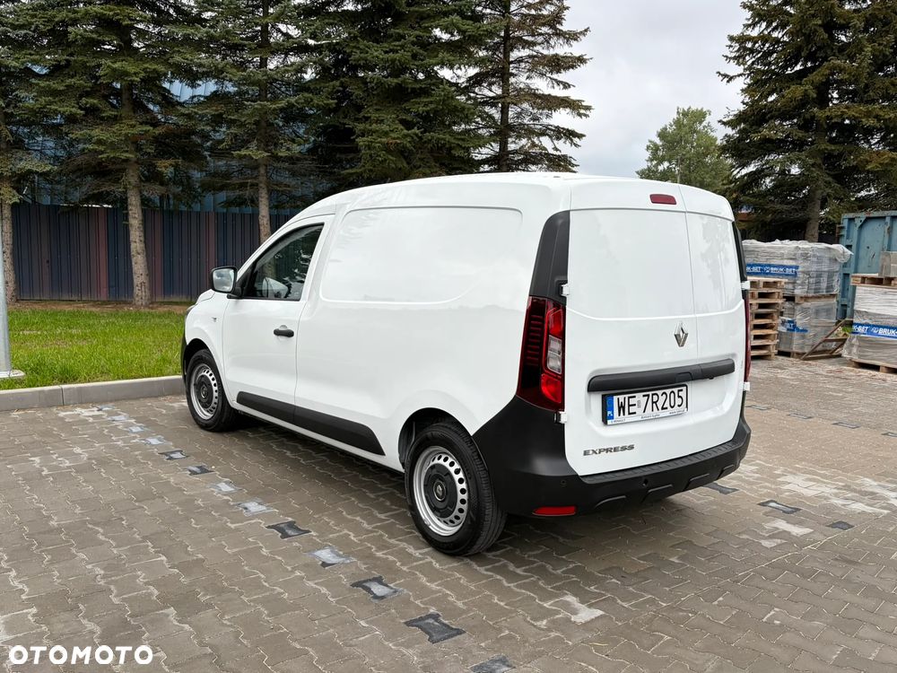 Renault Express - 23