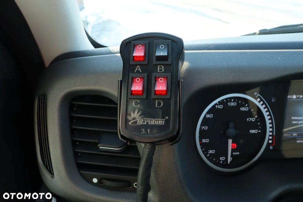 Iveco DAILY 35S18 - 15
