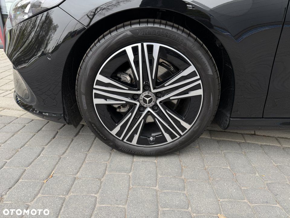 Mercedes-Benz CLA - 14