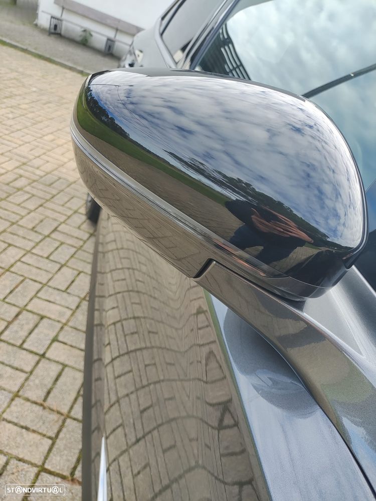 DS DS7 Crossback E-Tense Performance Line EAT8 - 34