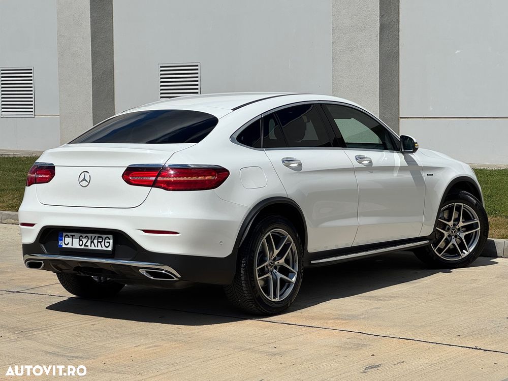 Mercedes-Benz GLC - 12