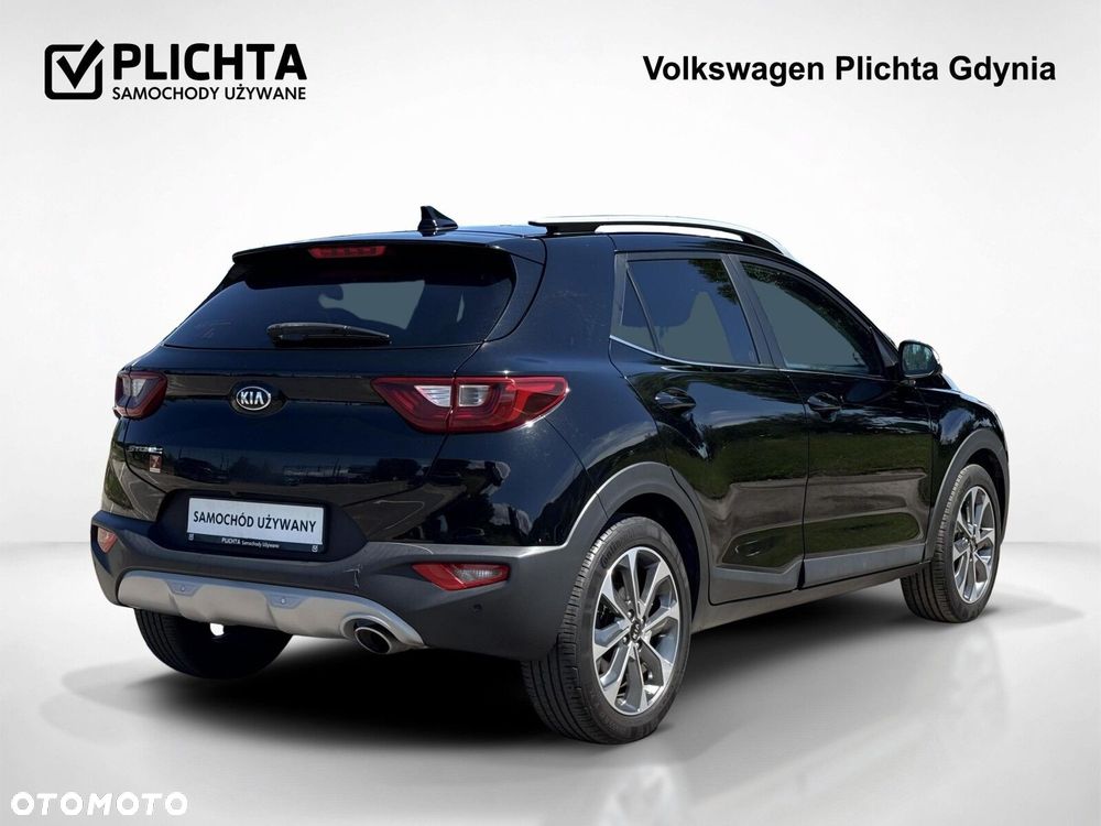 Kia Stonic 1.4 L - 6