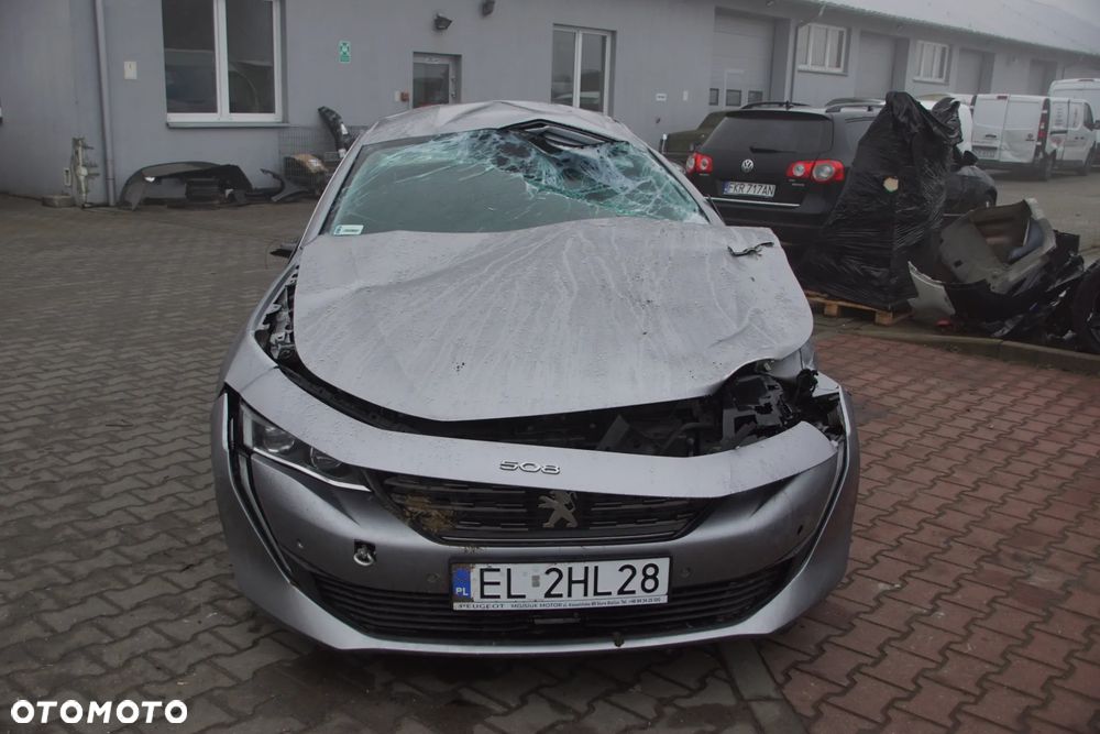 Auto na części - Peugeot 508 II 1.6 PureTech 180 KM 5G06 AWF8G30 KCA 2020R Silnik Skrzynia Drzwi Błotnik Klapa Zderzak Lampa Szyba Deska Kokpit Sterownik Moduł Czujnik Licznik Wyświetlacz Kierownica Panel - 2