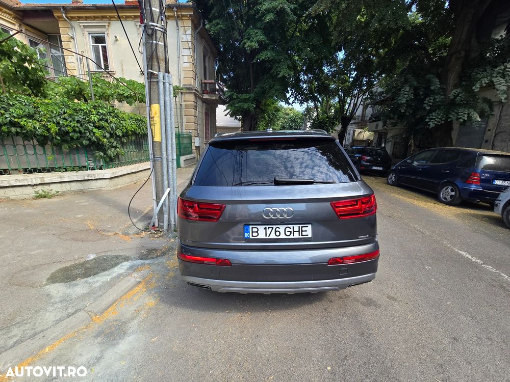 Audi Q7 - 6
