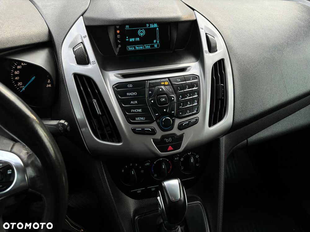 Ford Tourneo Connect Grand - 21