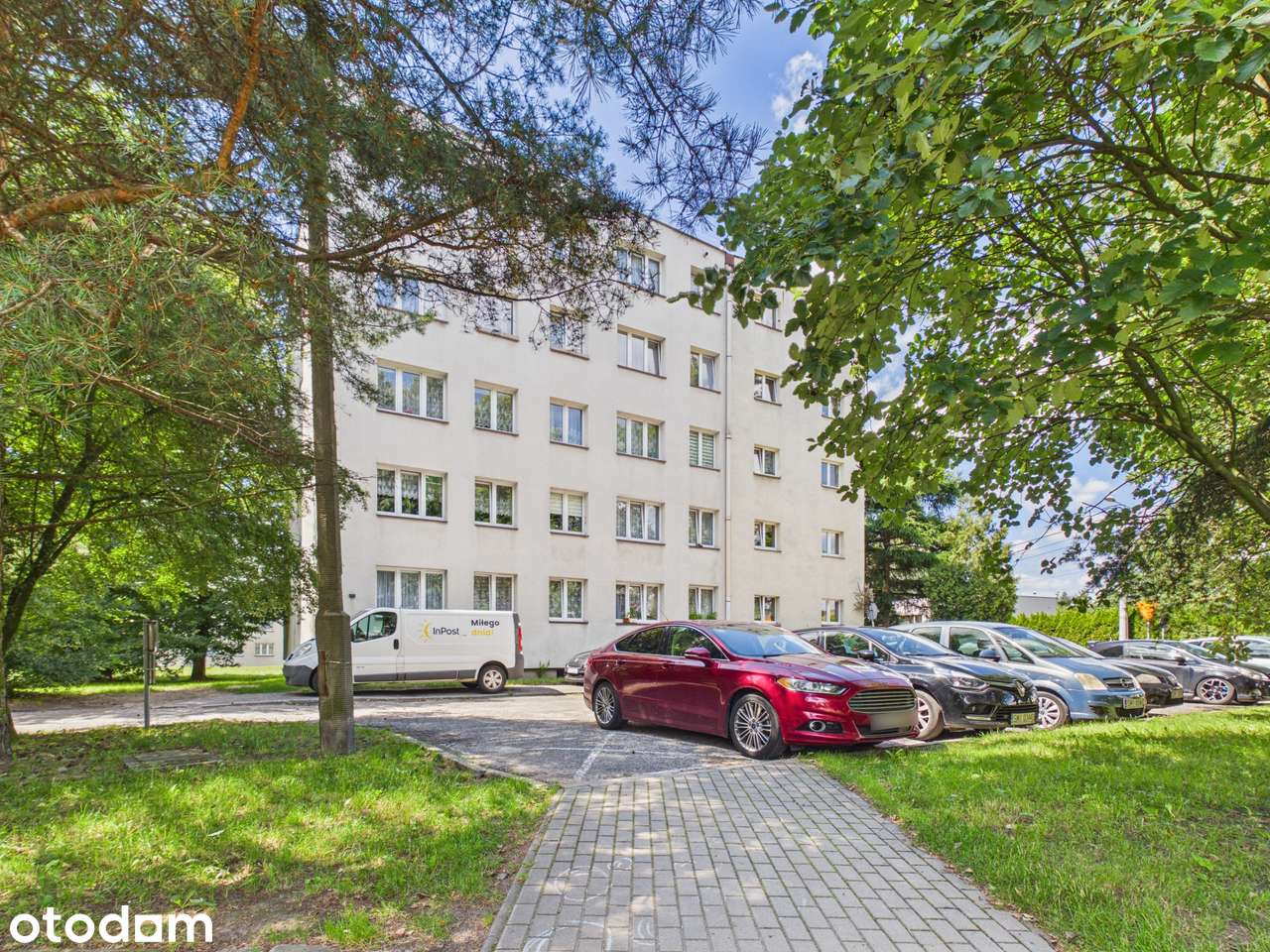2 pokoje - 39,60 m2 - niski blok - zielona okolica
