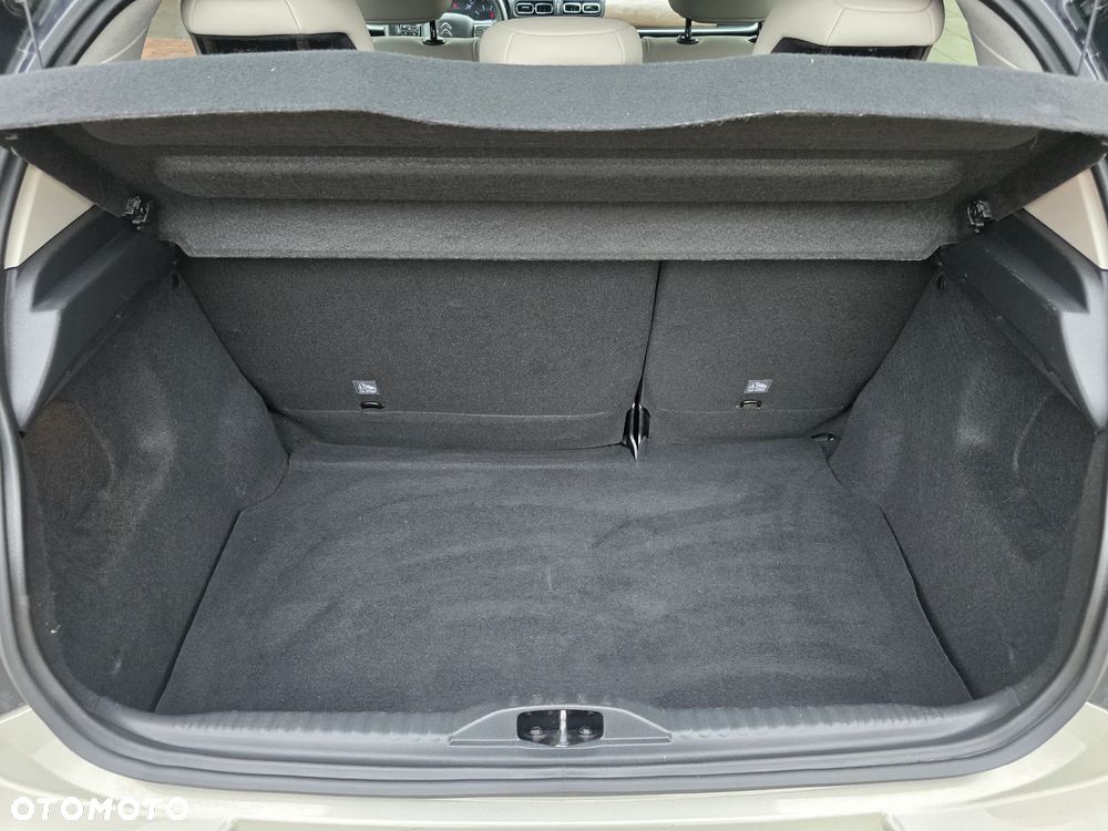 Citroën C3 1.2 PureTech Shine EAT6 - 17