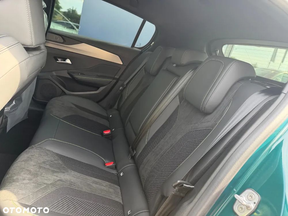 Peugeot 308 1.5 BlueHDi GT Exclusive S&S EAT8 - 11