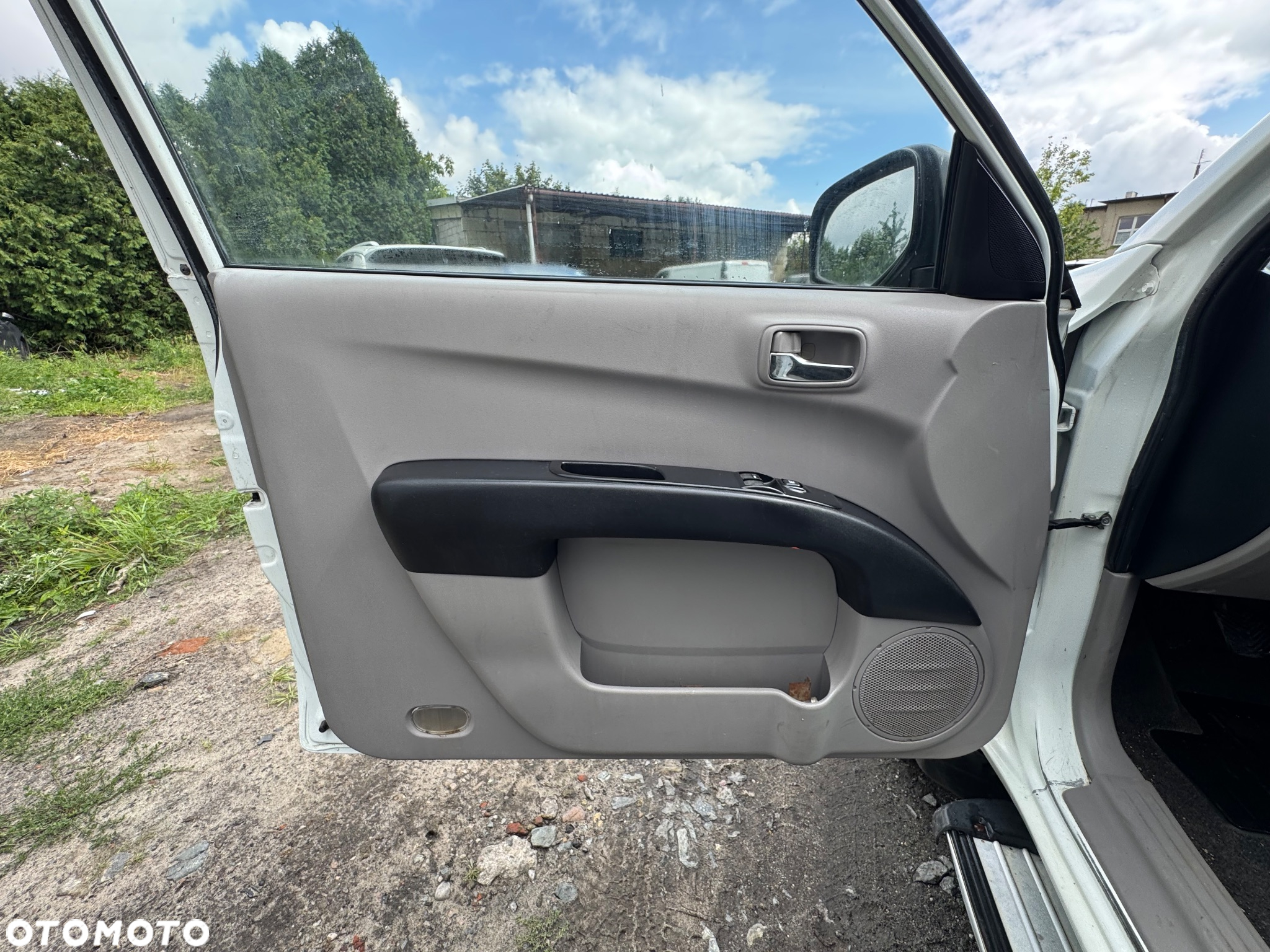 Mitsubishi L200 - 16