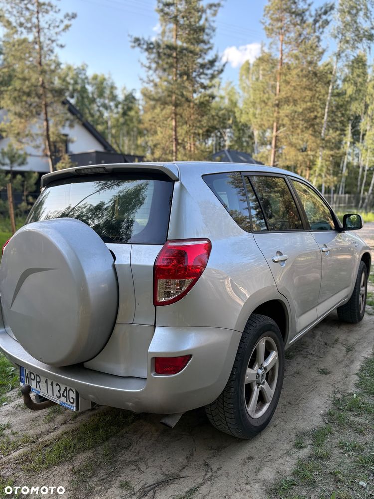 Toyota RAV4 2.2 D-4D Luna - 6