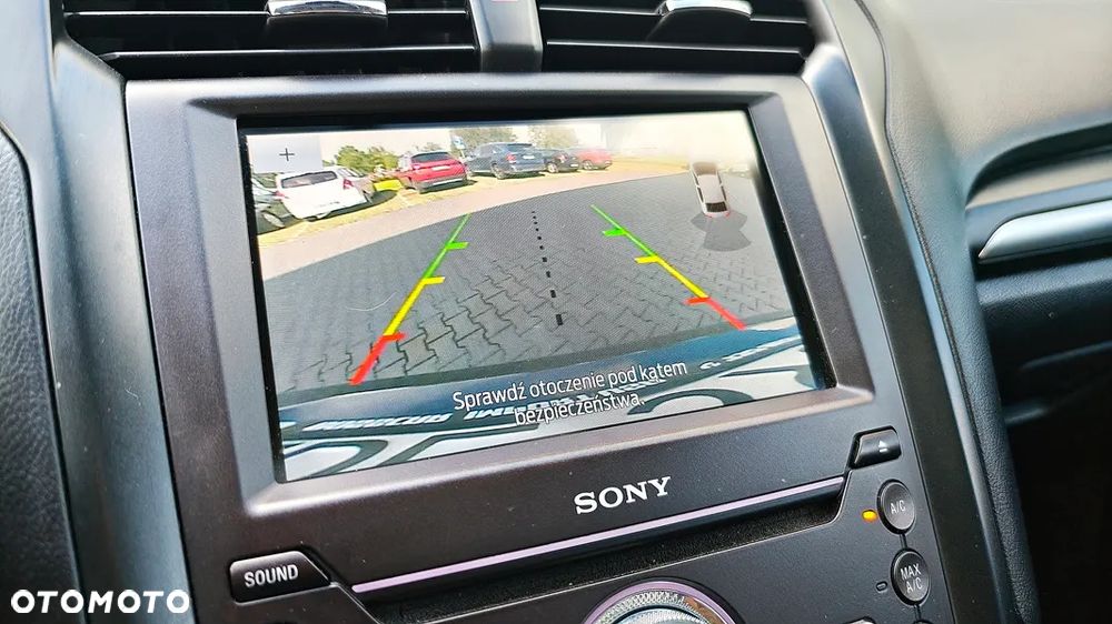 Ford Fusion 2.0 EcoBoost Titanium - 22