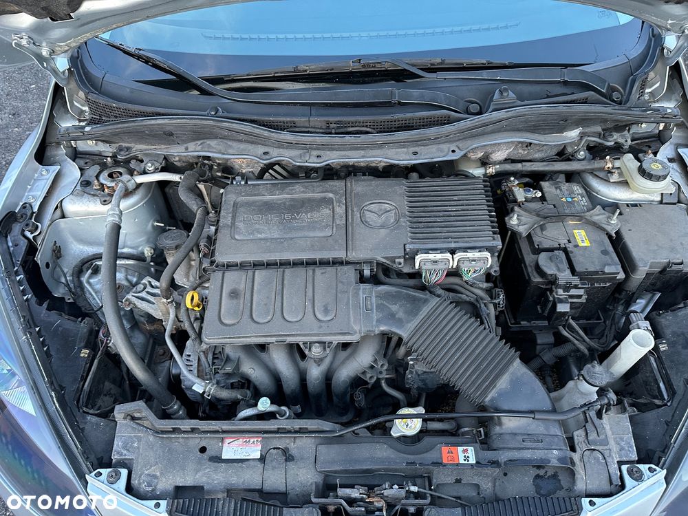 Mazda 2 - 8