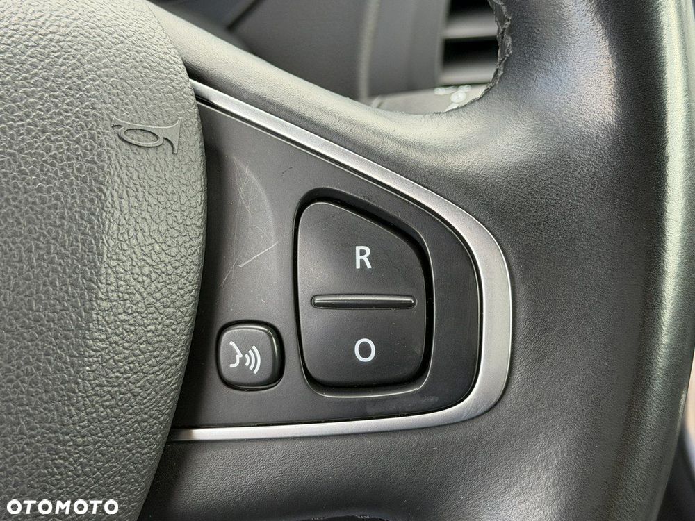 Renault Captur - 24