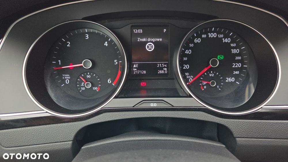 Volkswagen Passat Variant - 30