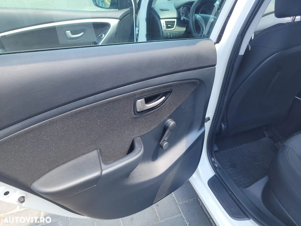 Hyundai i30 1.4 MPi Classic - 19