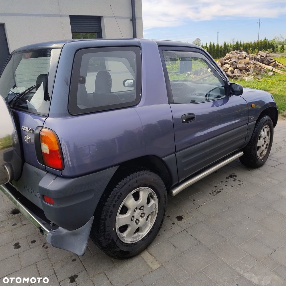 Toyota RAV4 2.0 - 4