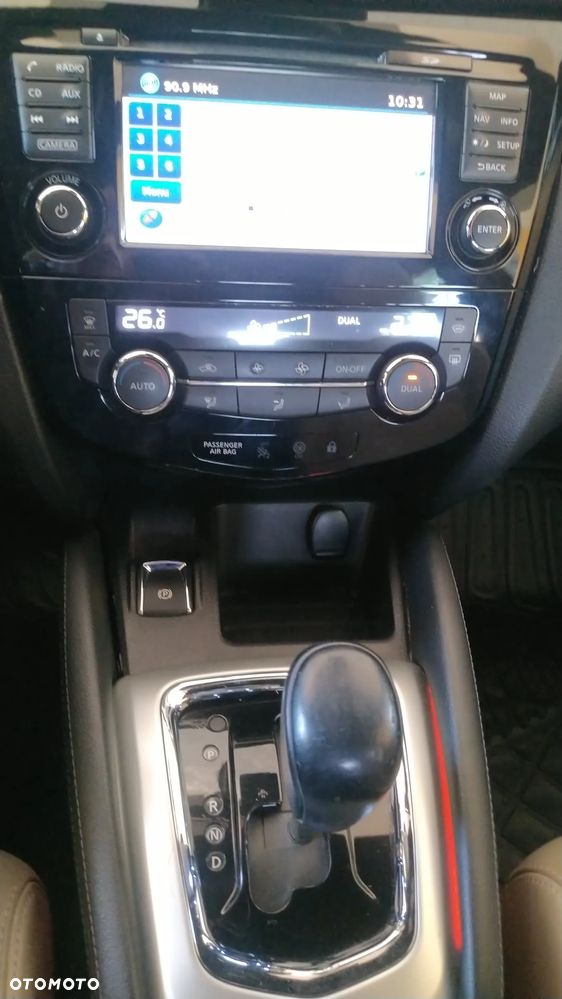 Nissan Qashqai 1.6 dCi Xtronic TEKNA+ - 33