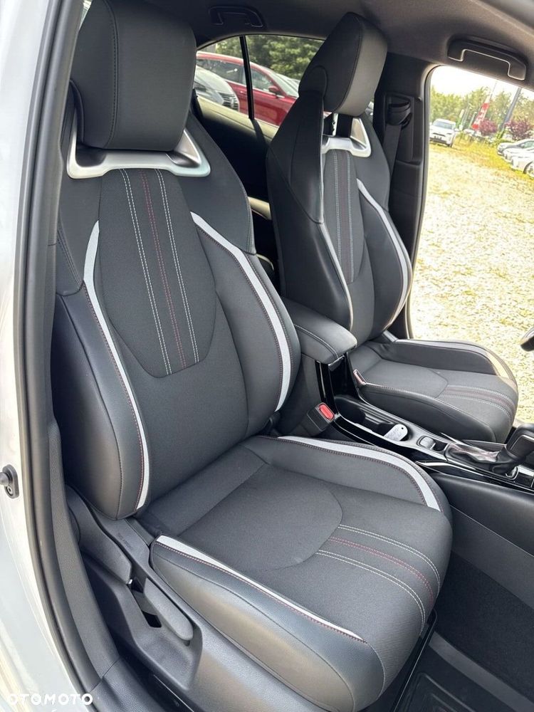 Toyota Corolla 1.8 Hybrid GR Sport - 12