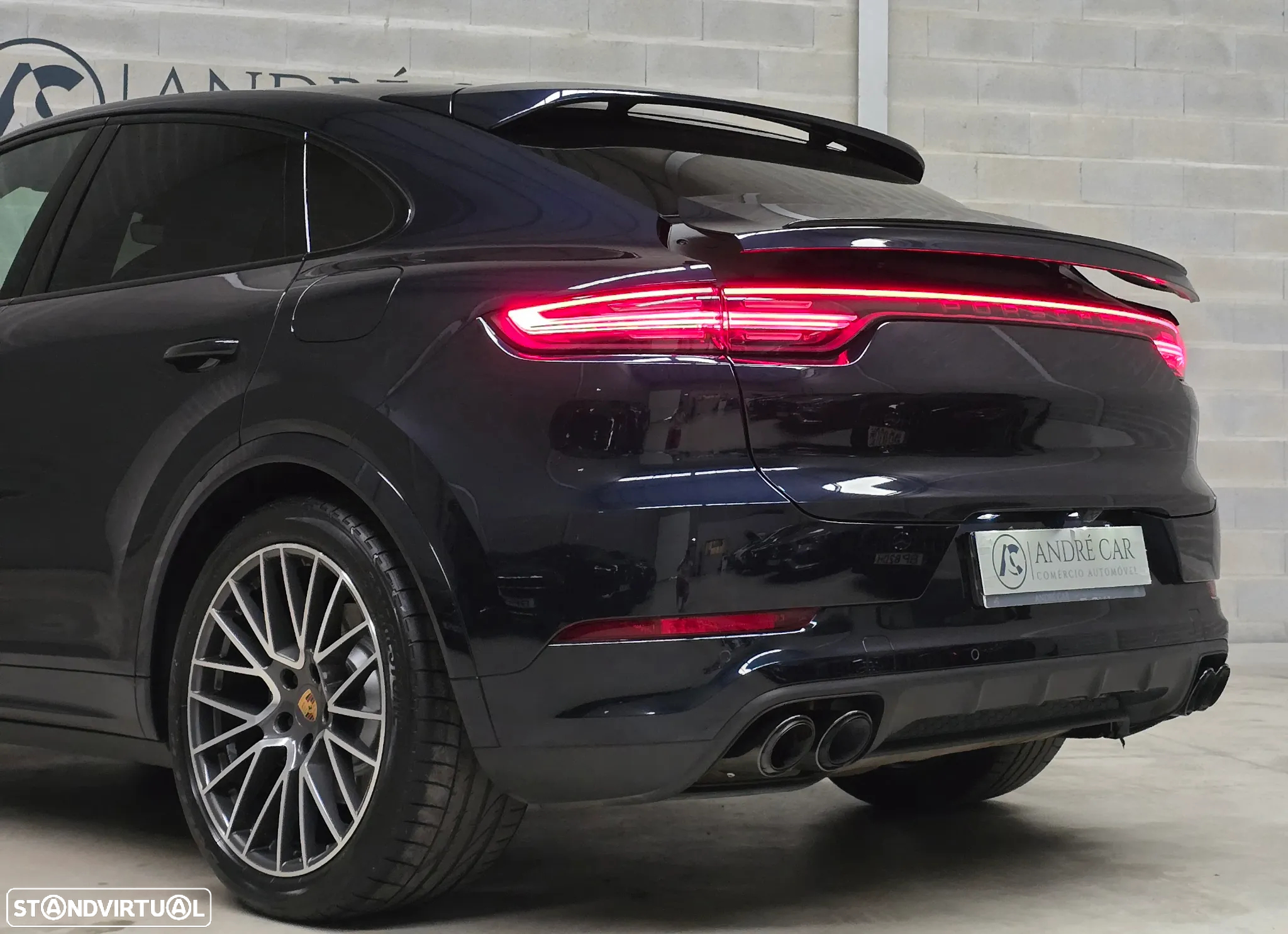Porsche Cayenne Coupé E-Hybrid - 8
