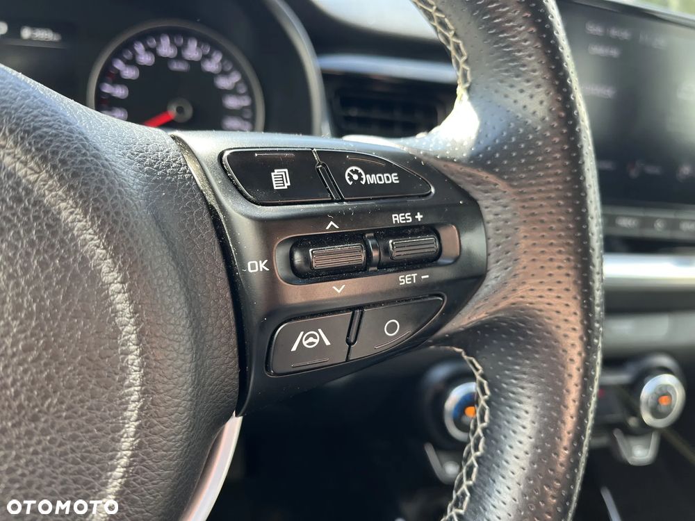 Kia Stonic 1.0 T-GDI L Business Line DCT - 22