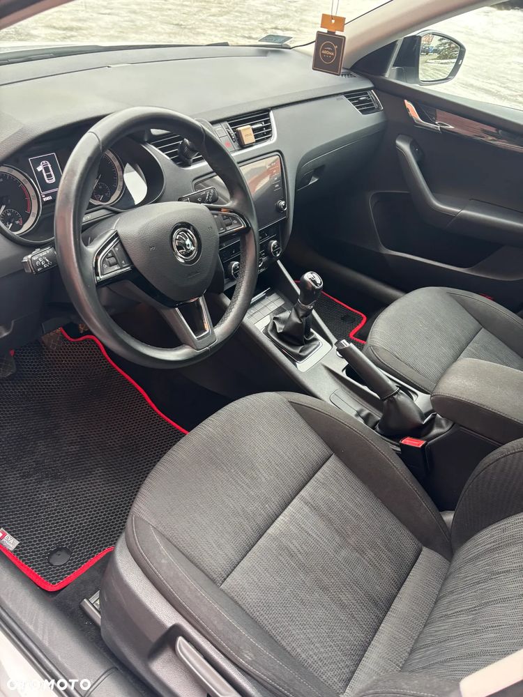 Skoda Octavia 1.5 TSI ACT Style - 9