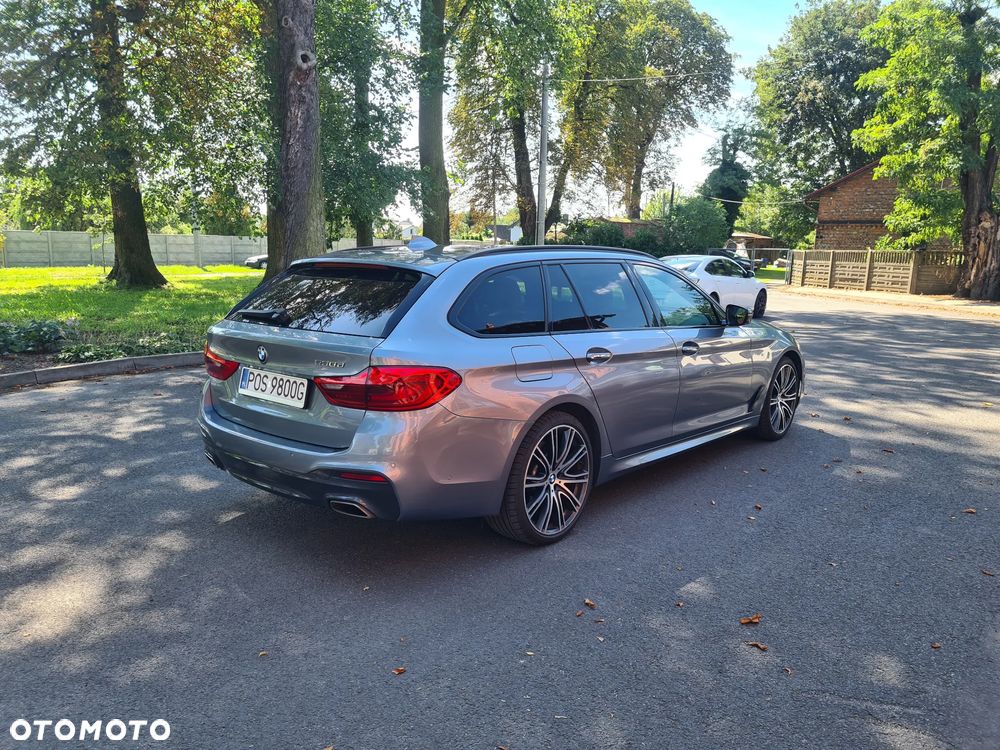 BMW Seria 5 530d Touring Sport Line - 7