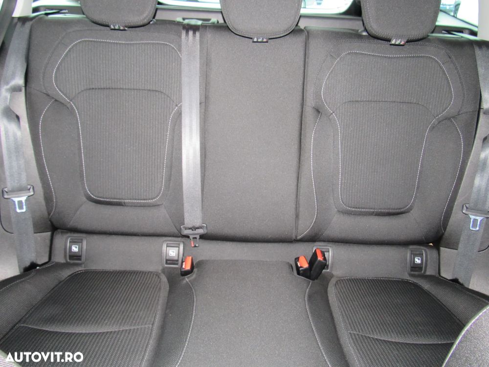 Renault Megane BLUE dCi 115 BUSINESS EDITION - 13