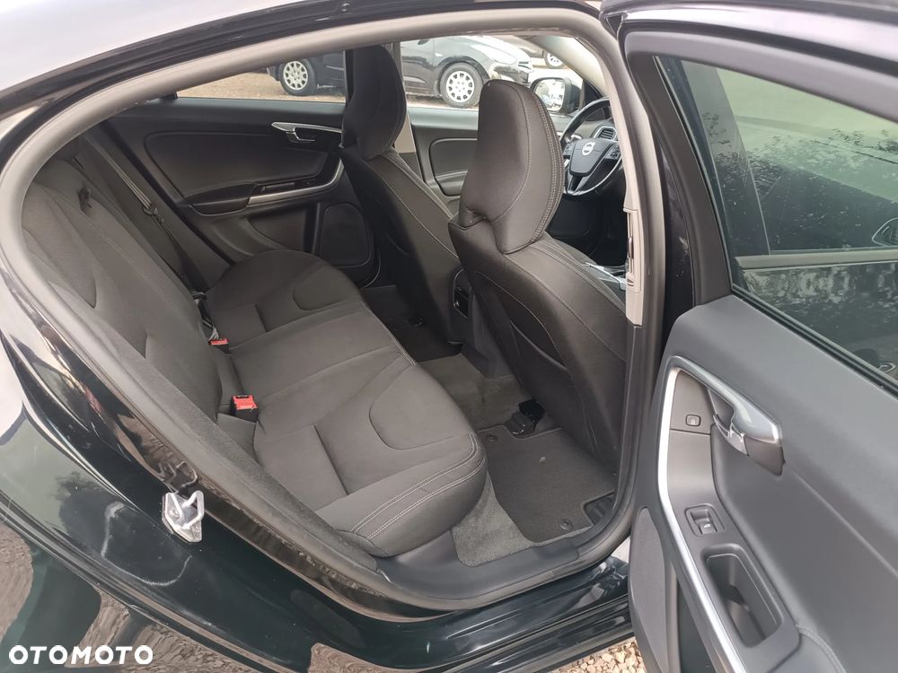 Volvo S60 D2 Summum - 20