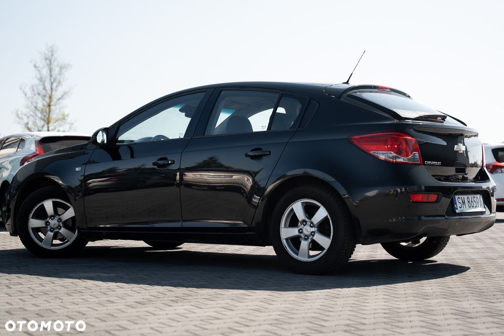 Chevrolet Cruze - 13