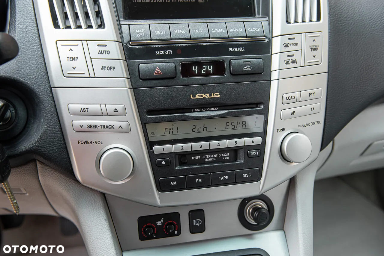 Lexus RX - 23