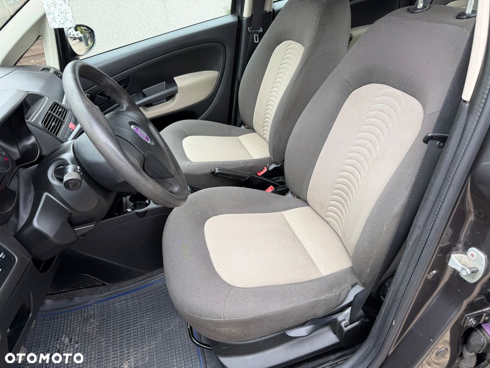Fiat Linea 1.4 Active - 19