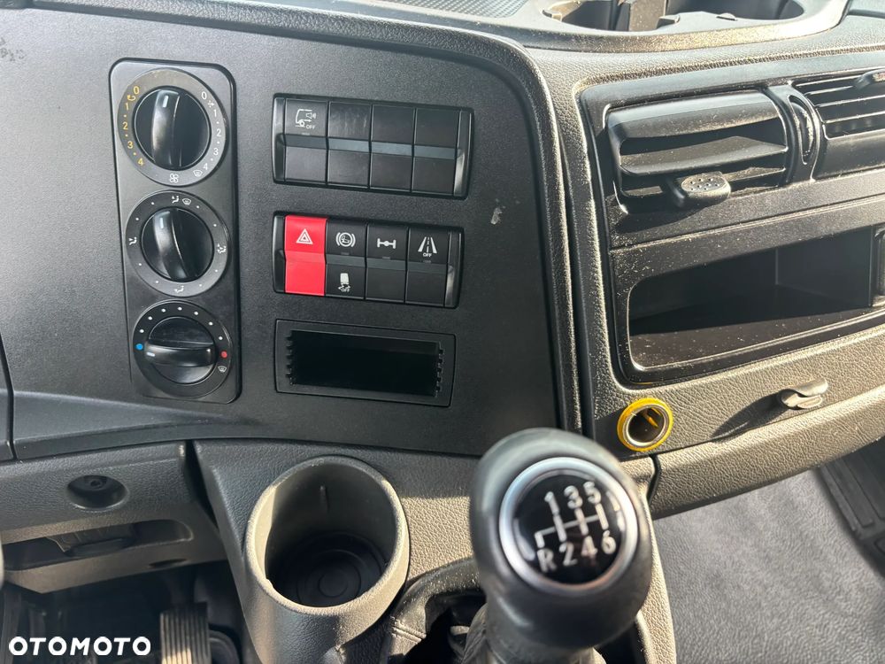 Mercedes-Benz 818 821 921 1018 1221 1218 1224 1523 1527 NOWA ZABUDOWA WYWROT KIPER 3 STRONY KILKA SZTUK NA PLACU MOZLIWOSC WYKONANIA ZABUDOWY POD KLIJENTA - 7