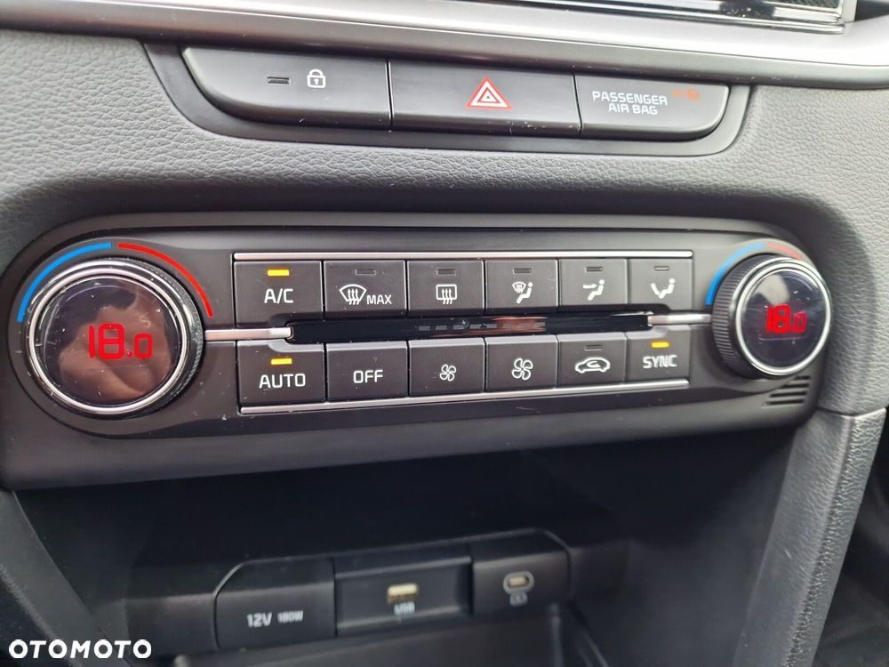 Kia XCeed 1.5 T-GDI M DCT - 23