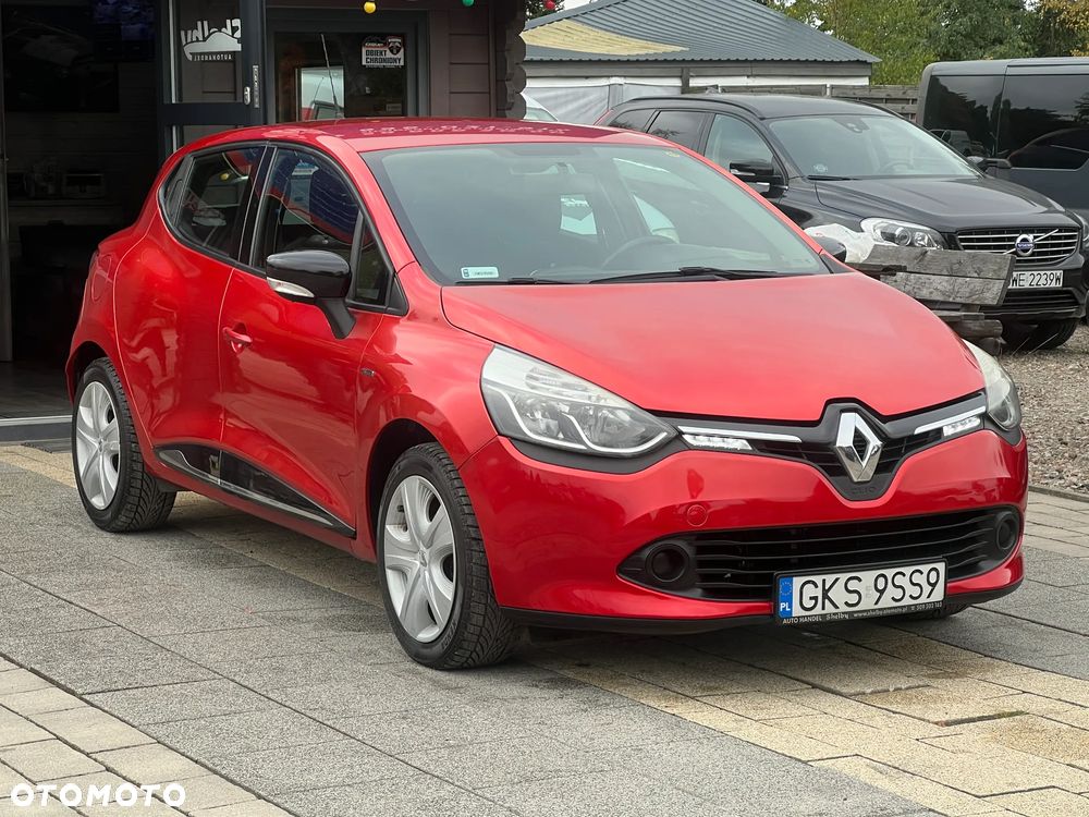 Renault Clio 1.2 16V 75 Life - 5